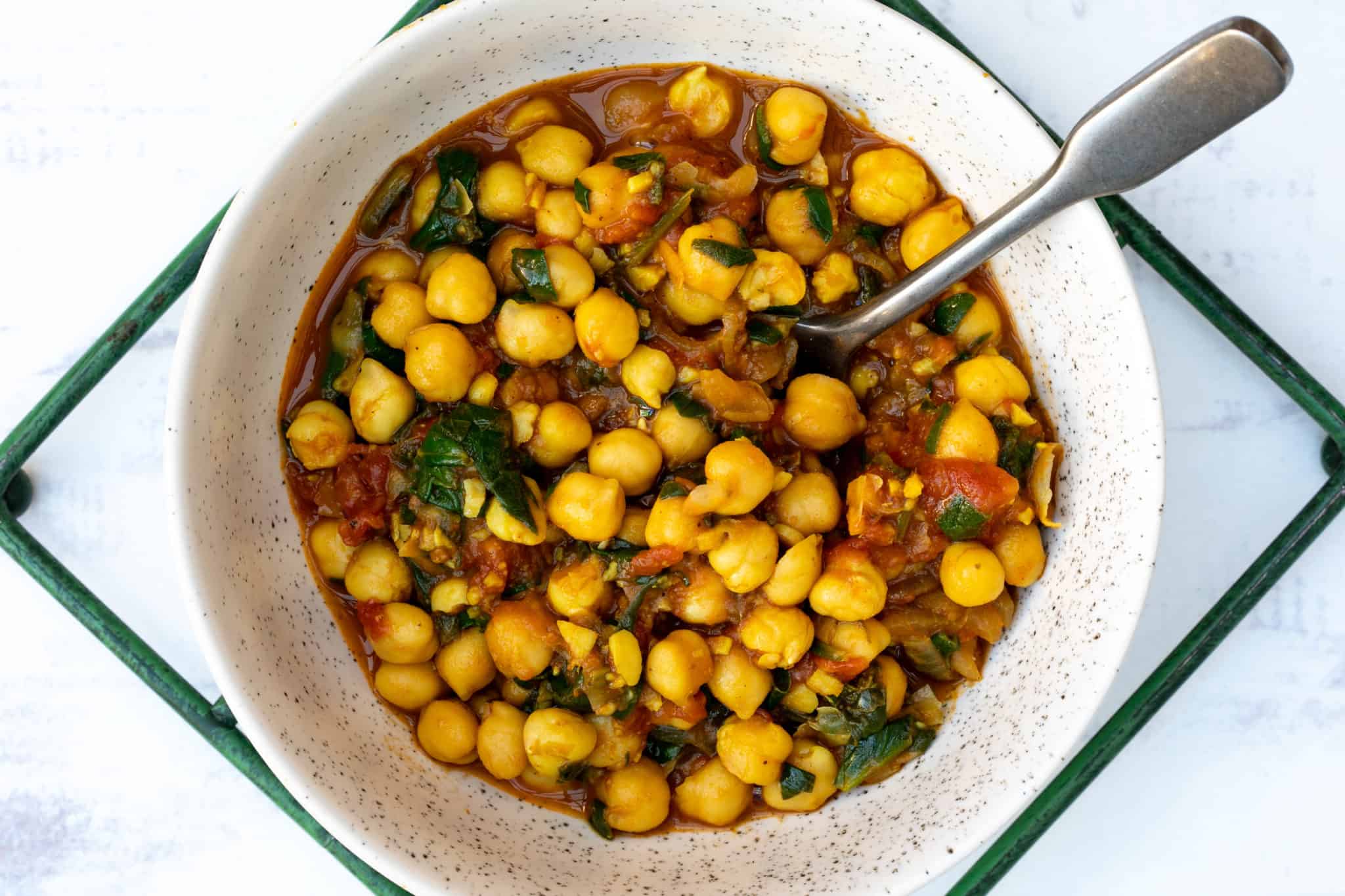 Vegan Chickpea Curry with Spinach - Vanilla Bean Cuisine recipes