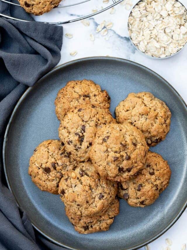 Easy Almond Flour Oatmeal Cookies