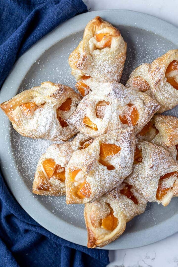 apricot-danish-with-puff-pastry
