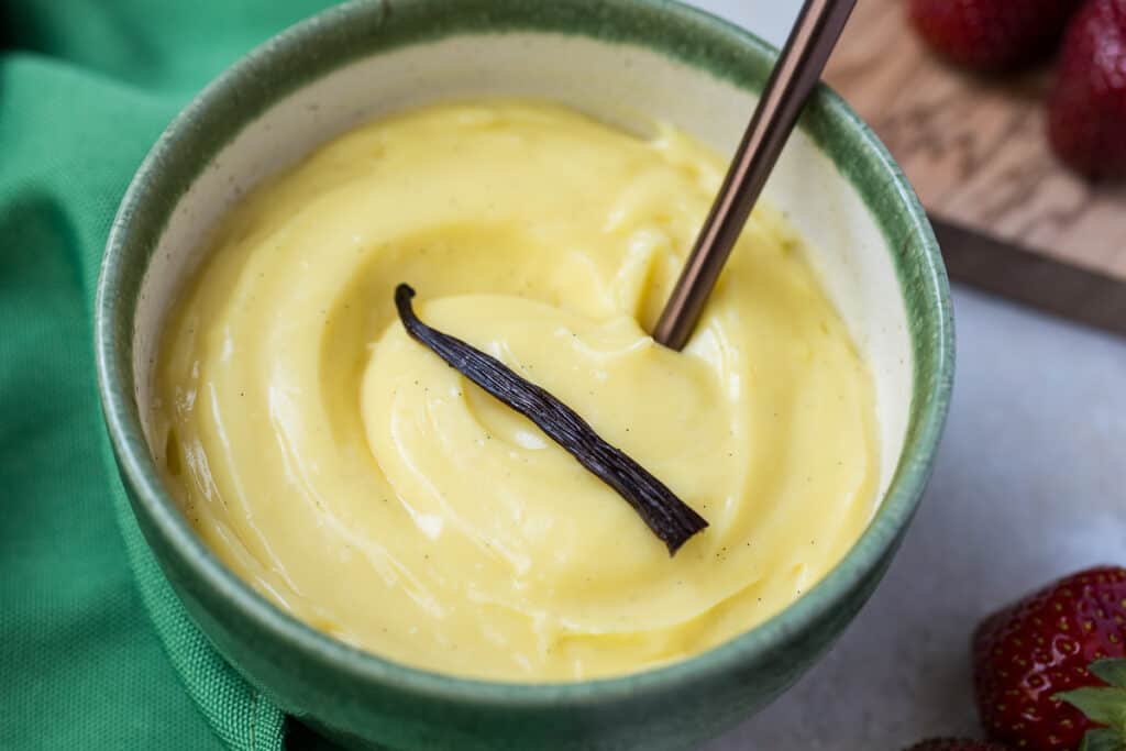 Vanilla Pastry Cream (Crème Pâtissière)