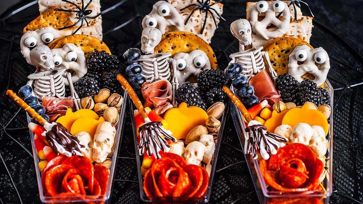 Mini Halloween Charcuterie Boards