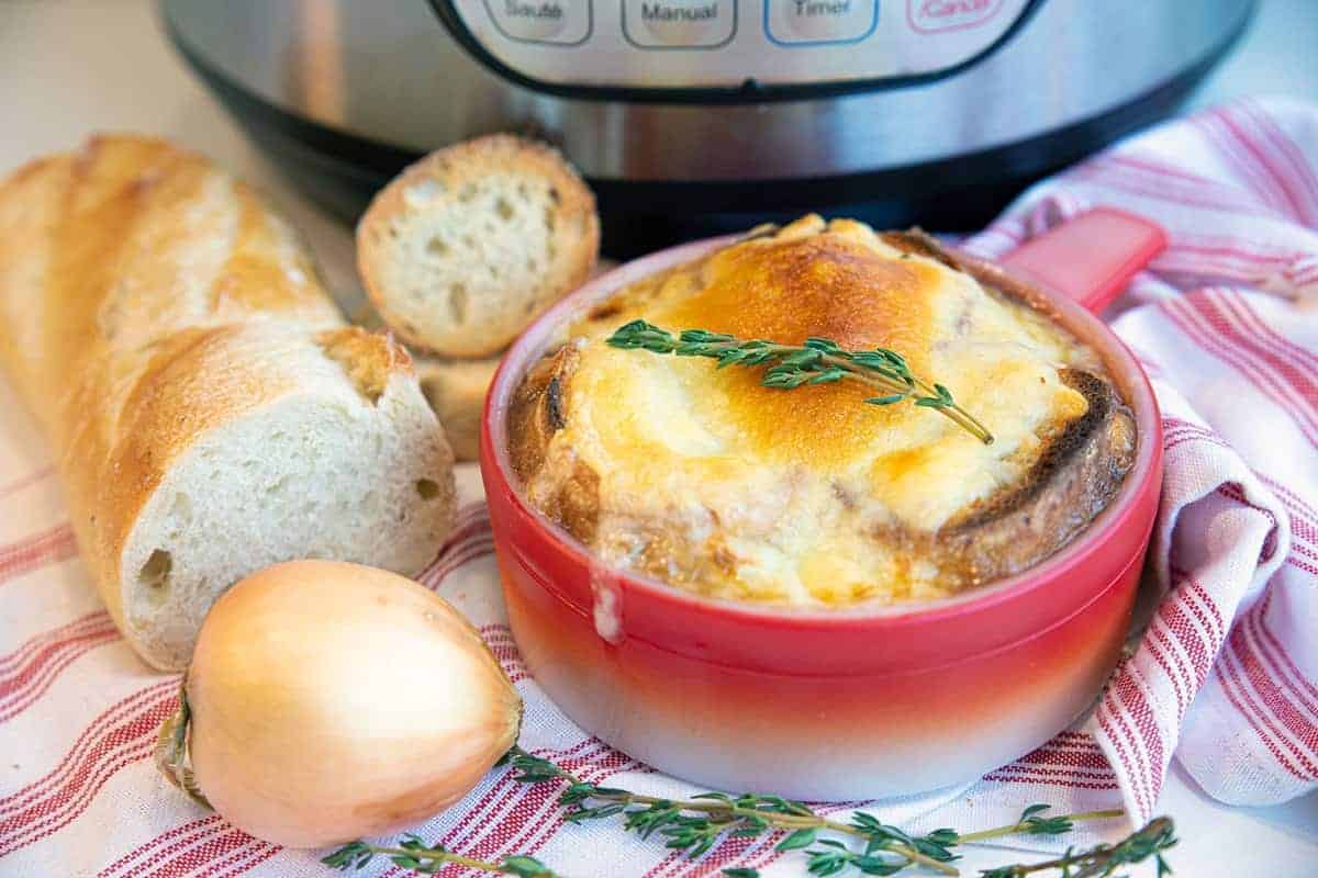 Instant Pot French Onion Soup