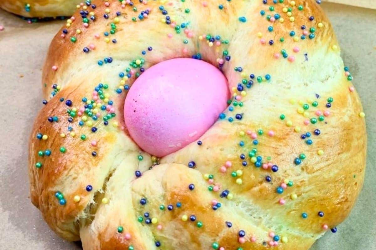 Traditional Easter Bread